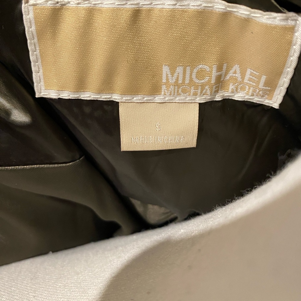 NWT Michael Kors Glossy Olive Puffer Coat with Fur Trim - Picture 2 of 5